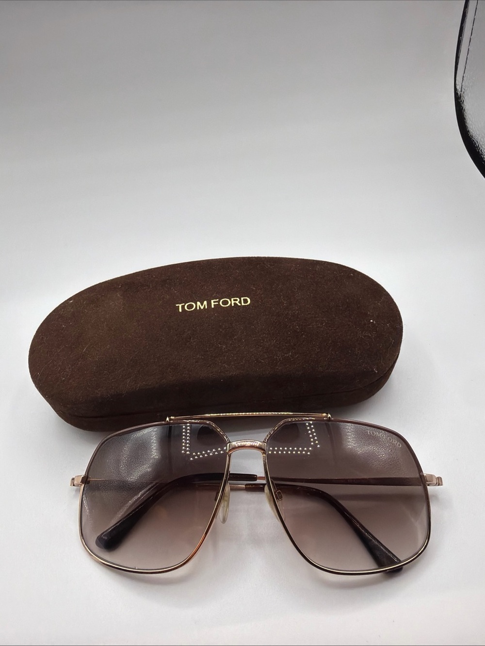 Tom Ford Ronnie TF439 Gold Frame Men’s Pilot Sunglasses 60-13-140 Gradient